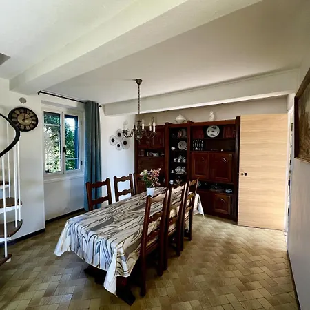 Prázdninový dům Chez Hurou *
